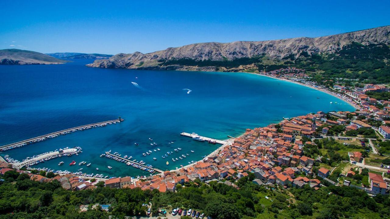 Apartment Ika Baska  Bagian luar foto